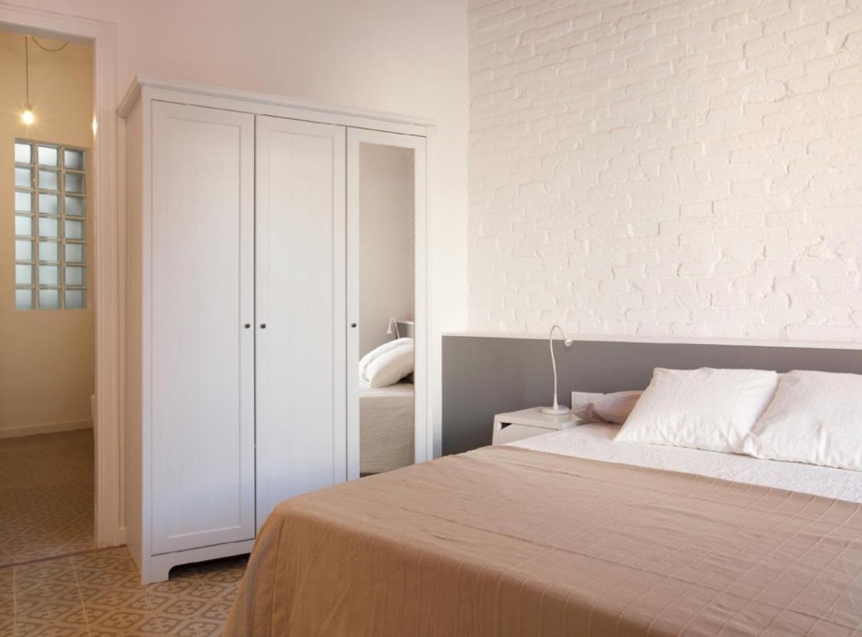Napoles - Modernist Flat Close To Sagrada Familia — Photos 3